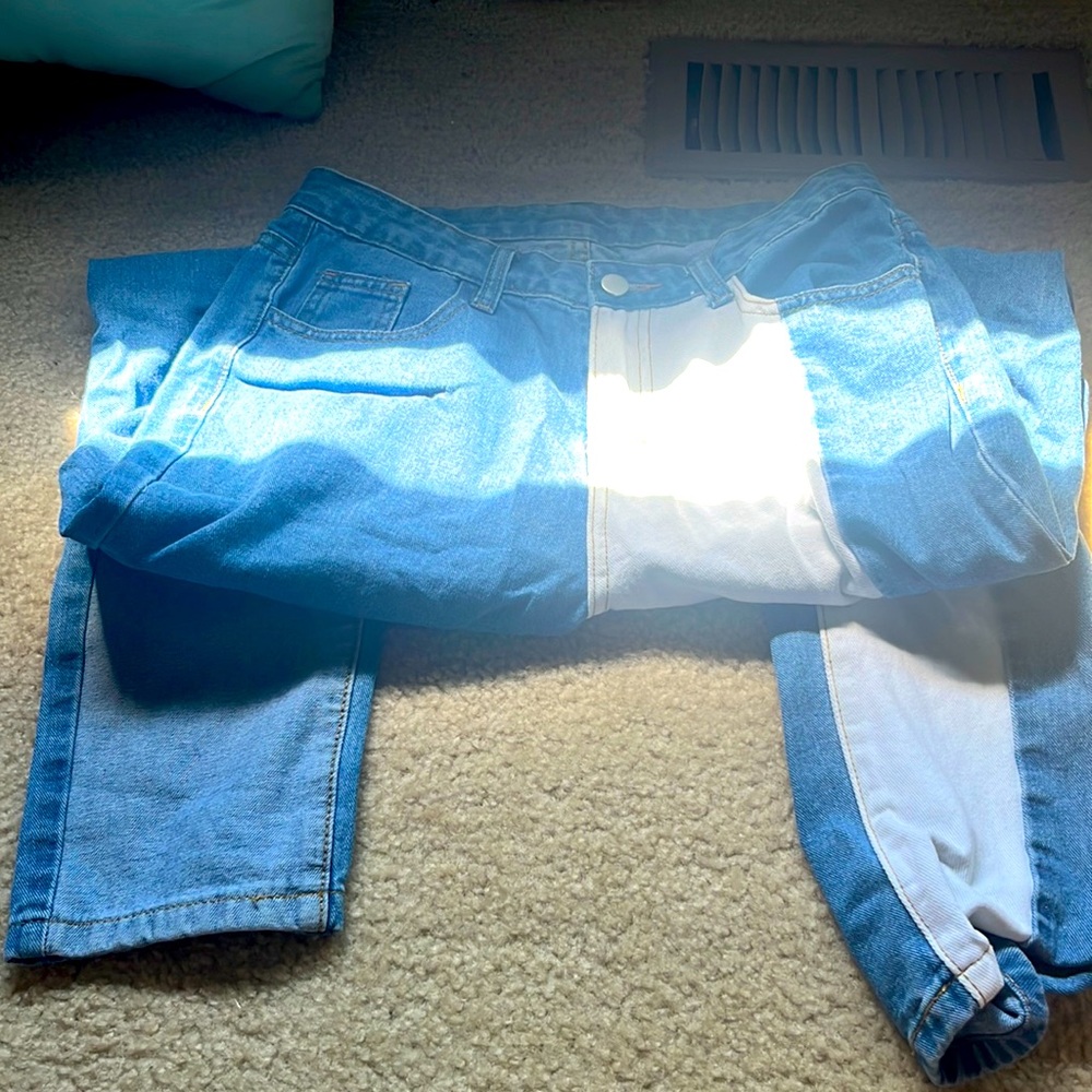 Pleated patched straight leg jeans, size 6